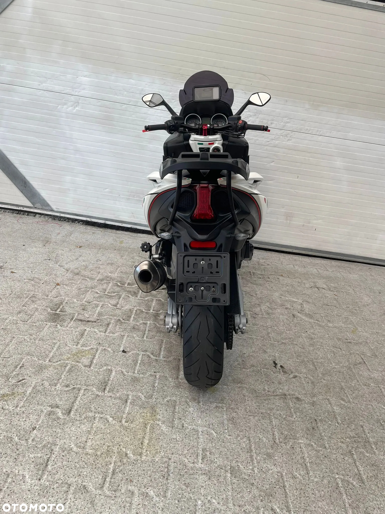 Aprilia Inny - 32