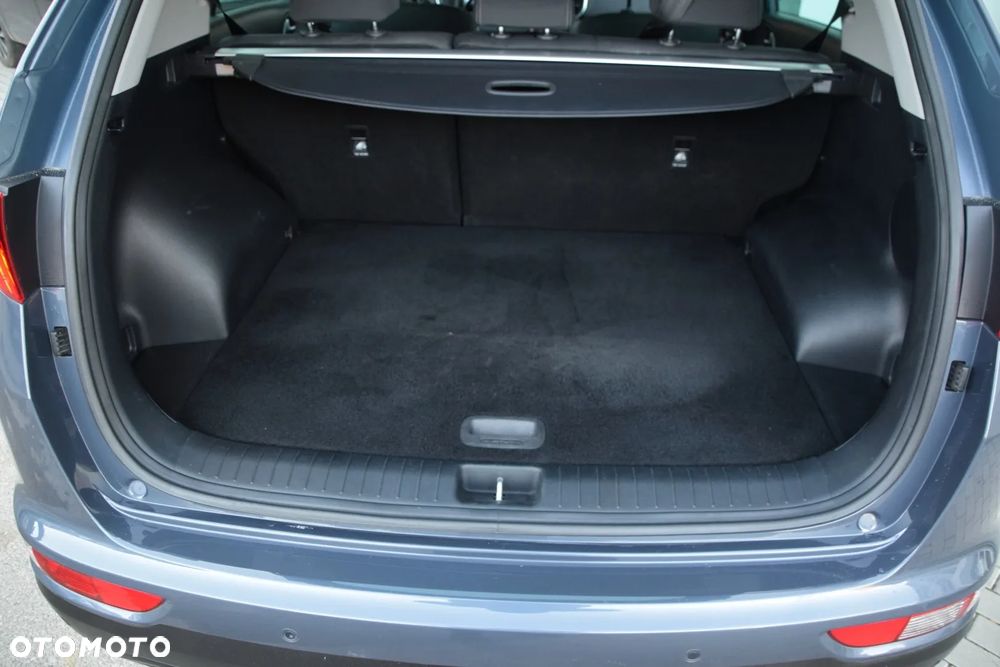 Kia Sportage 1.7 CRDI 2WD Dream-Team Edition - 15