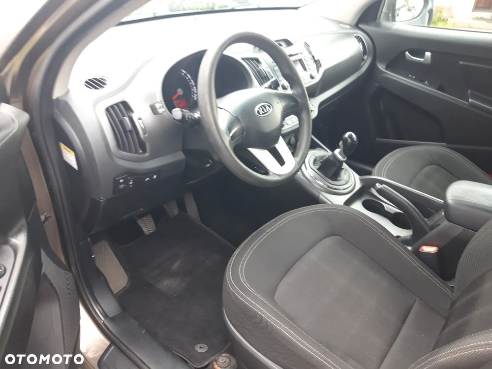 Kia Sportage 1.6 GDI L 2WD - 8