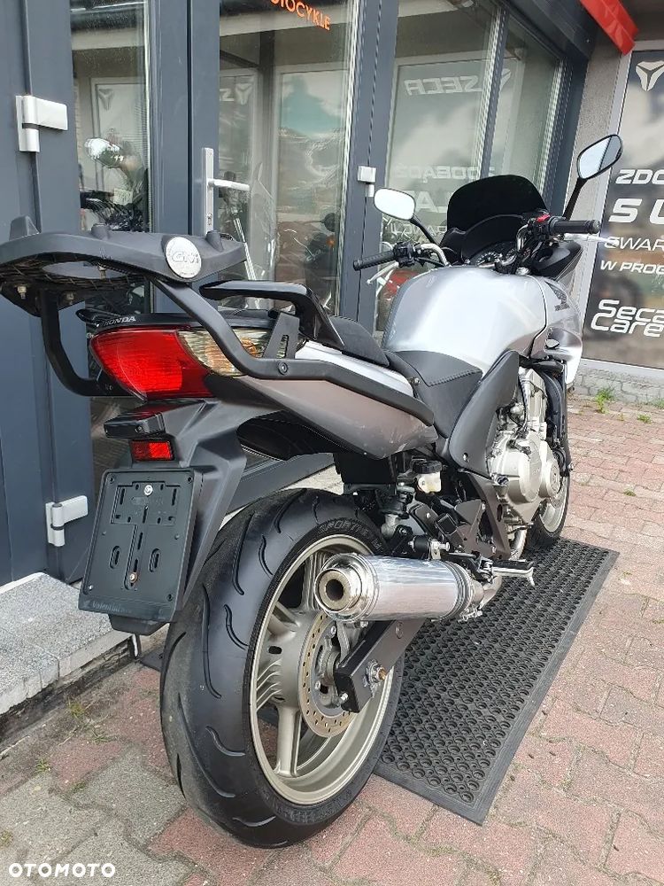 Honda CBF - 17
