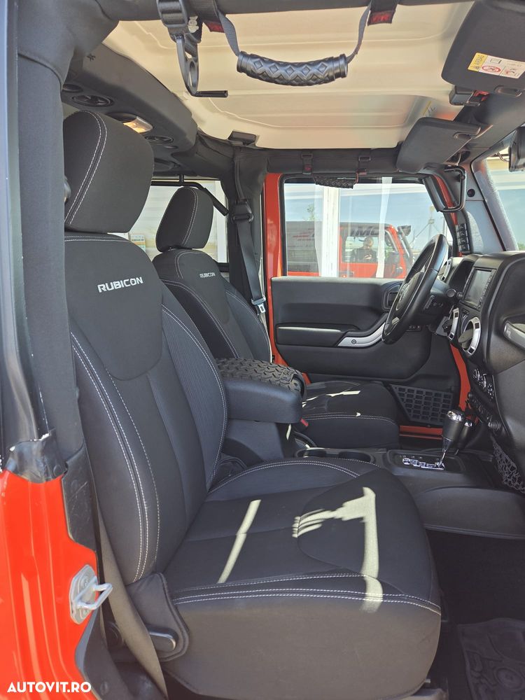 Jeep Wrangler 2.8 CRD AT Rubicon - 13