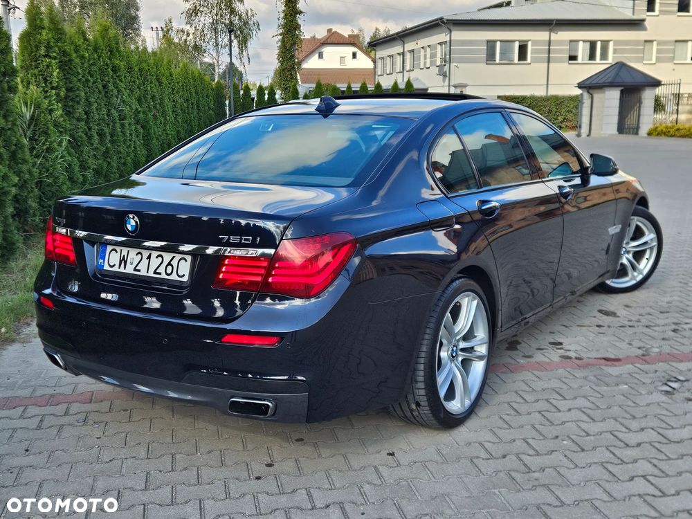 BMW Seria 7 750i xDrive Edition Exclusive - 36