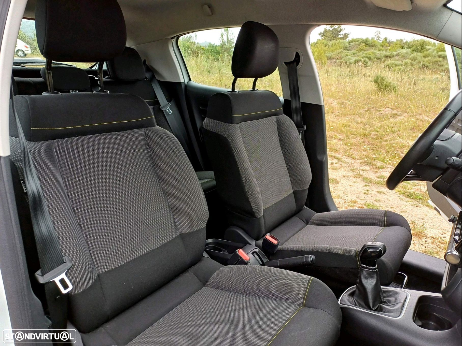 Citroën C3 1.6 BlueHDi Shine - 17