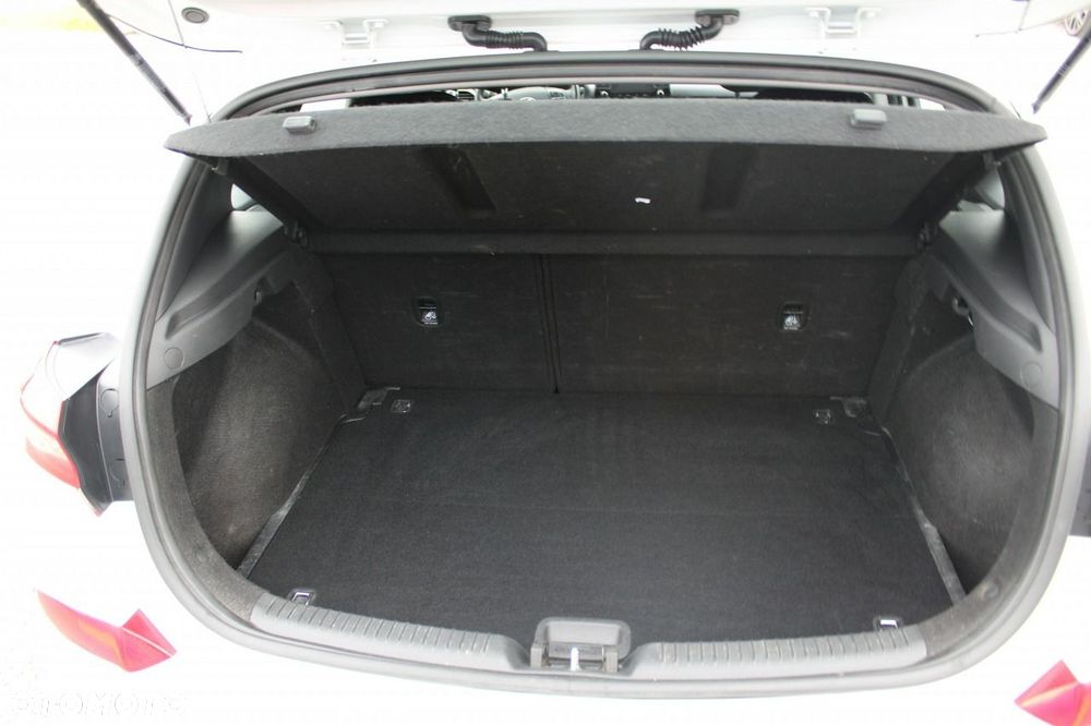 Hyundai i30 - 13