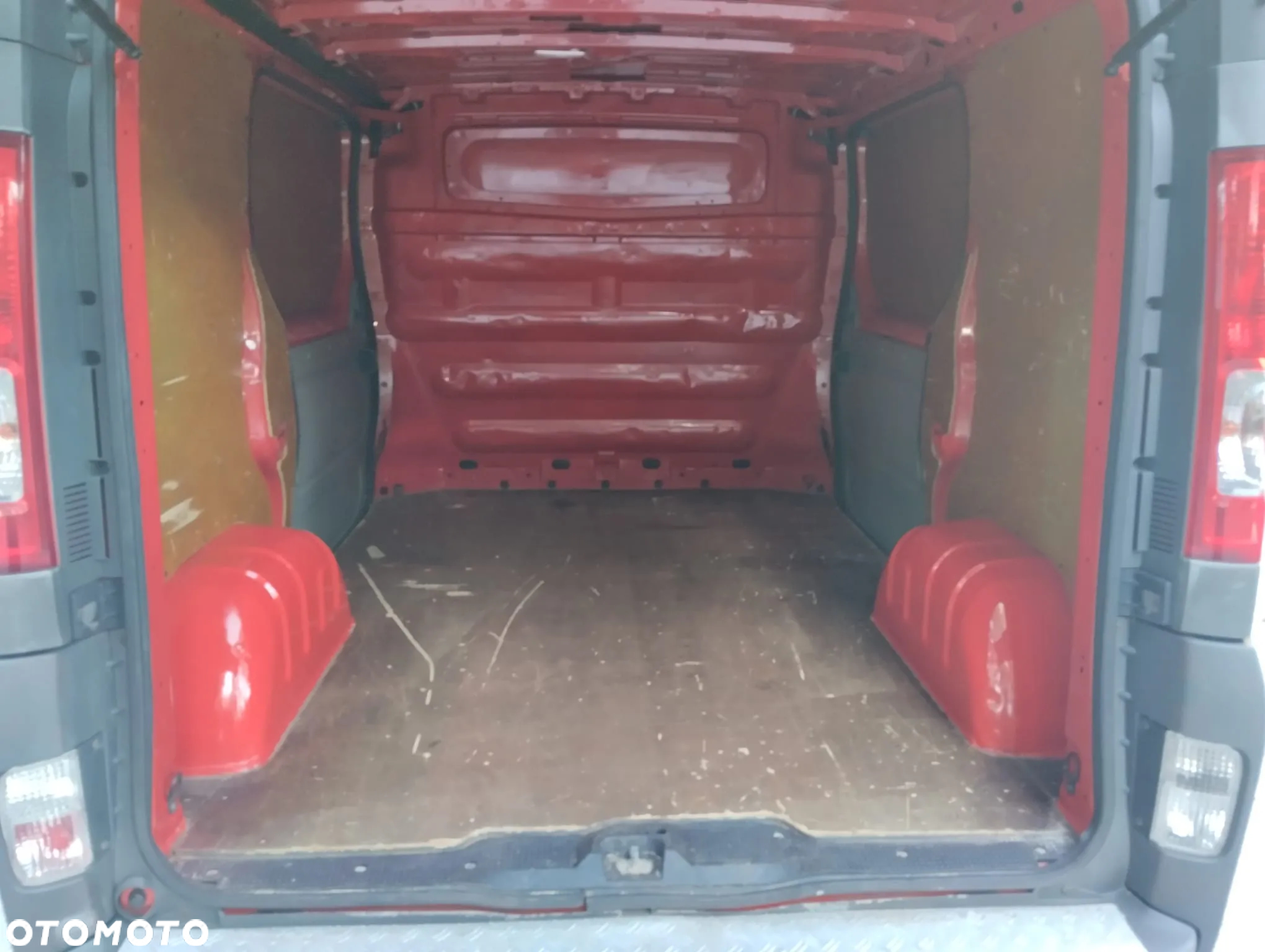 Opel Vivaro - 8
