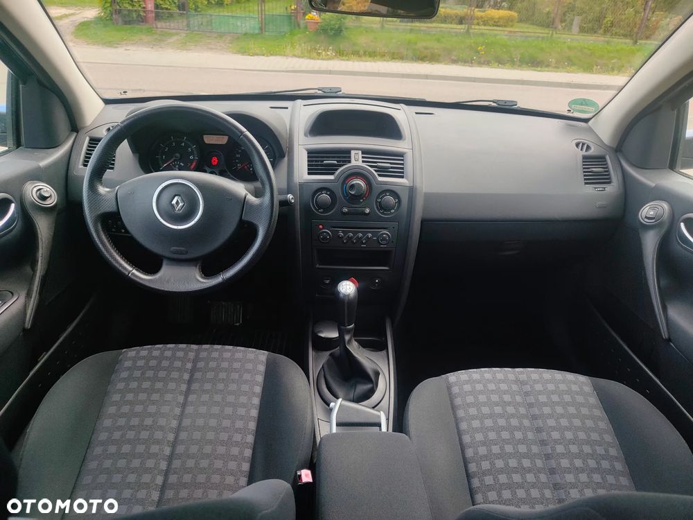 Renault Megane 1.6 16V Dynamique - 5