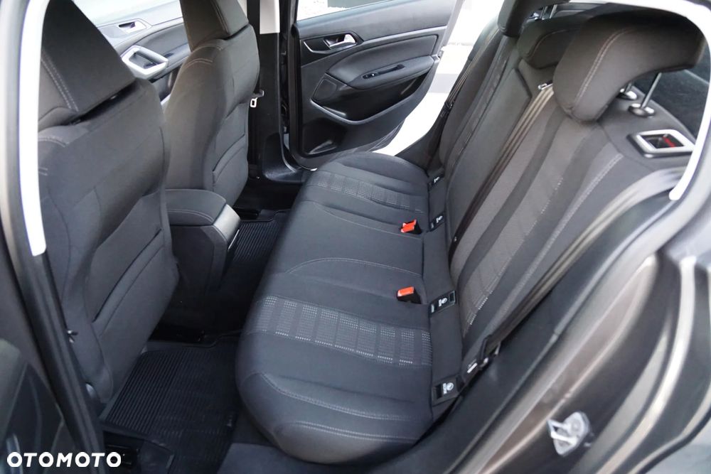 Peugeot 308 BlueHDi FAP 120 Stop&Start Allure - 26