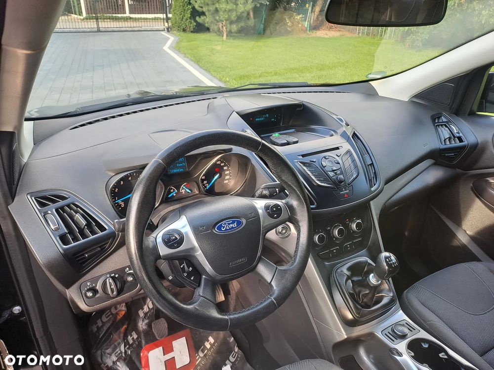 Ford Kuga 1.6 EcoBoost 2x4 Trend - 12