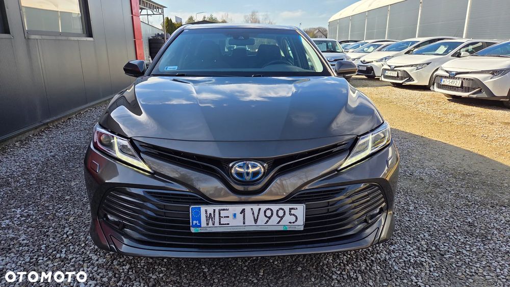 Toyota Camry 2.5 Hybrid Executive CVT - 2