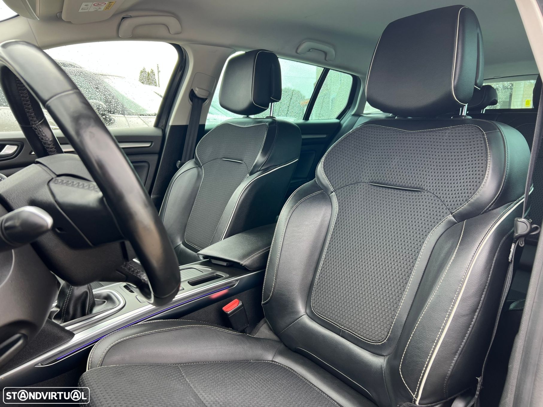Renault Mégane 1.5 Blue dCi Bose Edition - 8