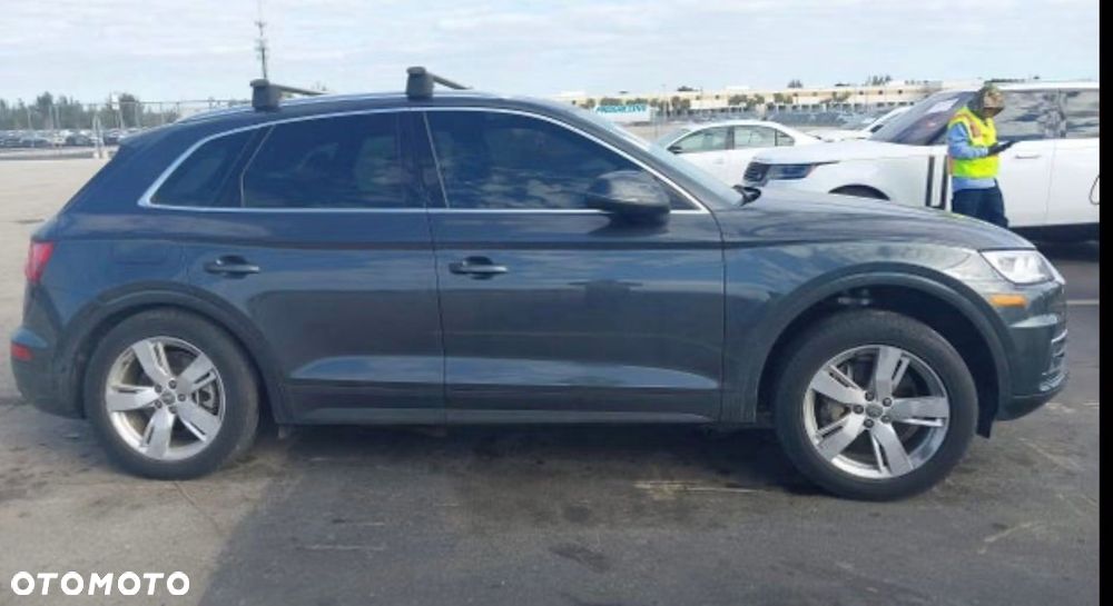 Audi Q5 - 2