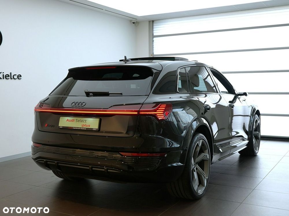 Audi SQ8 e-tron - 5