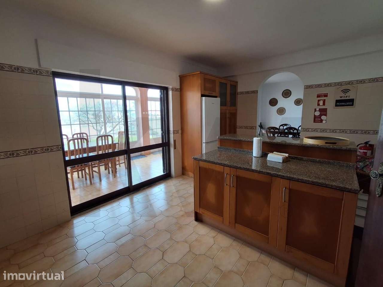 Moradia T5 Segunda Linha de Mar em Santa Cruz - Grande imagem: 2/33