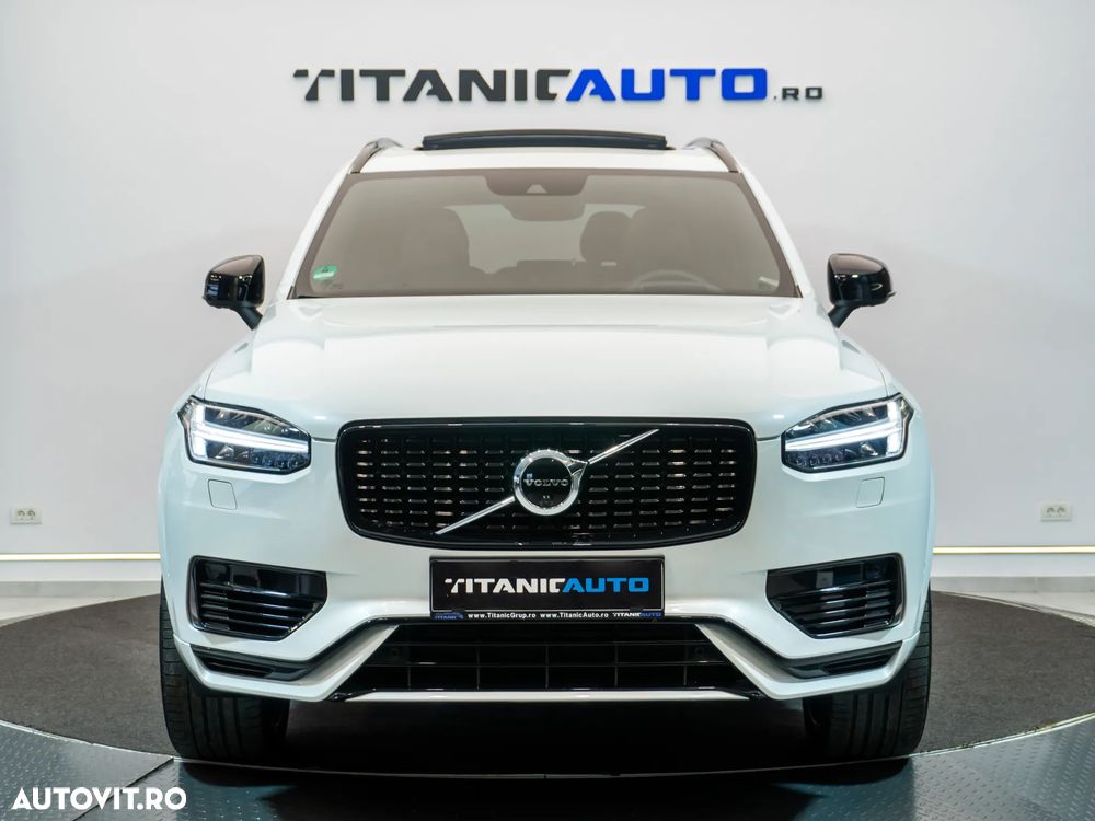 Volvo XC 90 T8 AWD Recharge Geartronic RDesign - 11