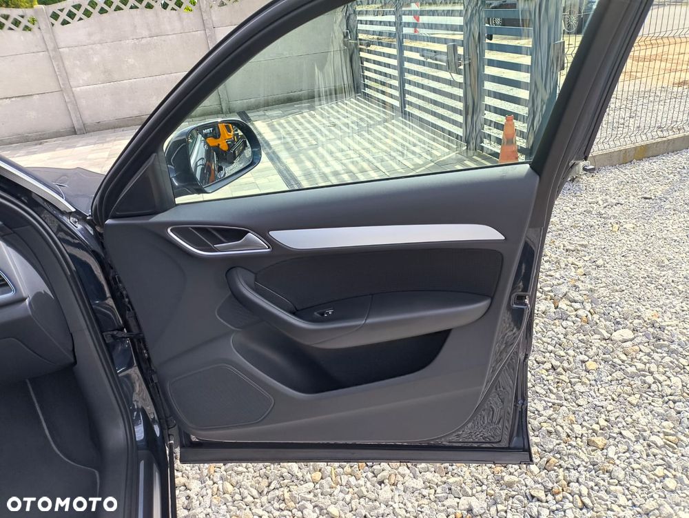 Audi Q3 - 16