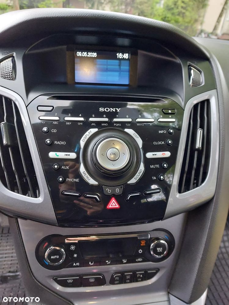 Ford Focus 1.6 EcoBoost Titanium - 13