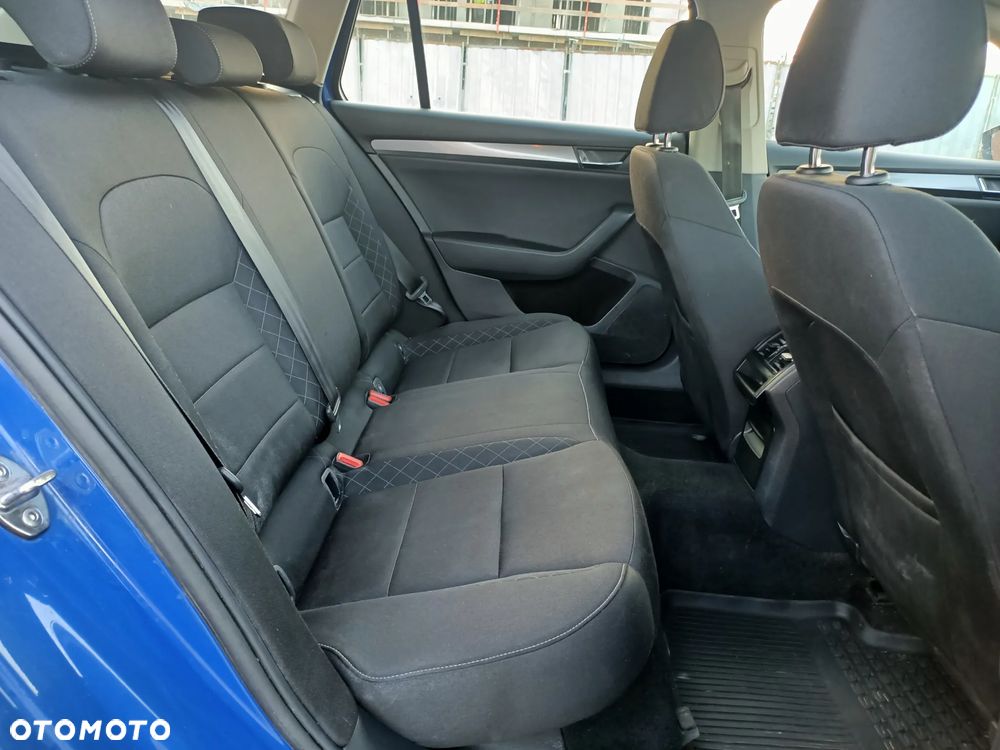 Skoda Superb 1.6 TDI Active - 13