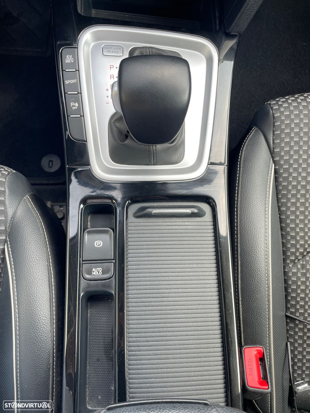 Kia XCeed - 18