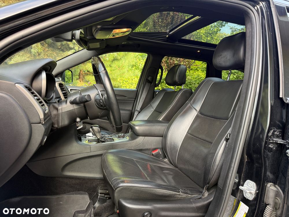 Jeep Grand Cherokee - 37