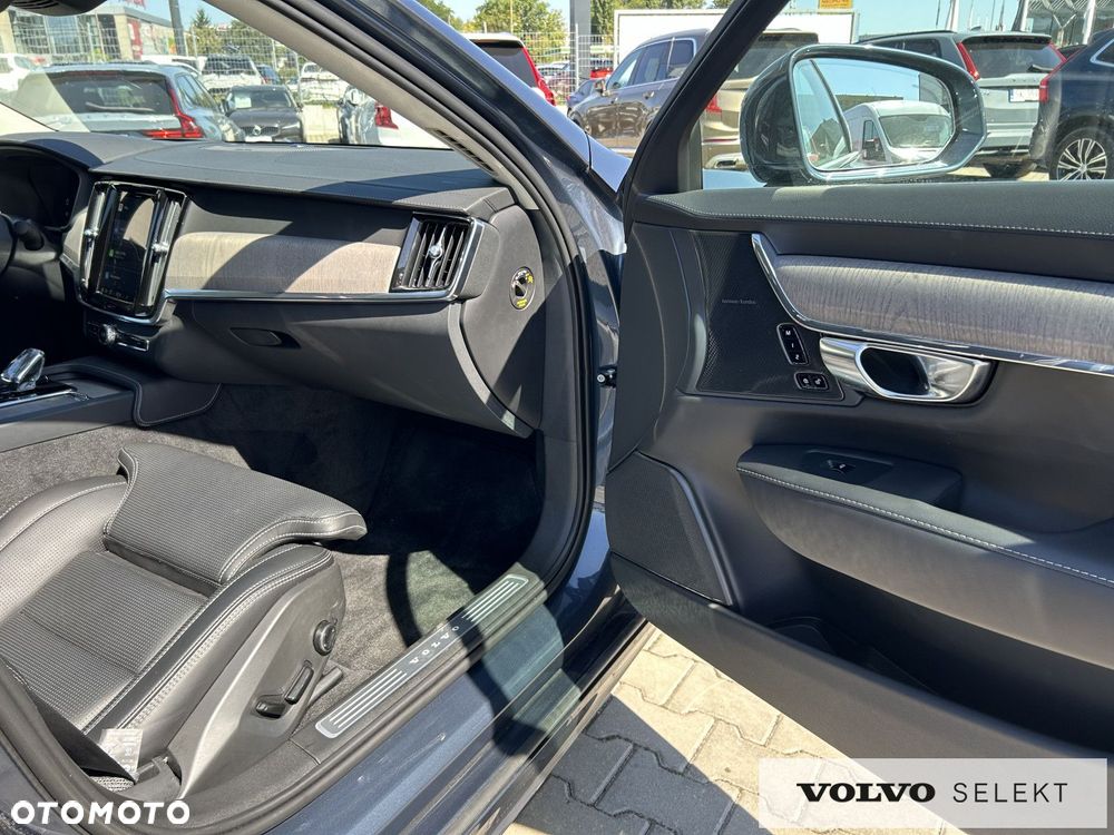 Volvo S90 - 24