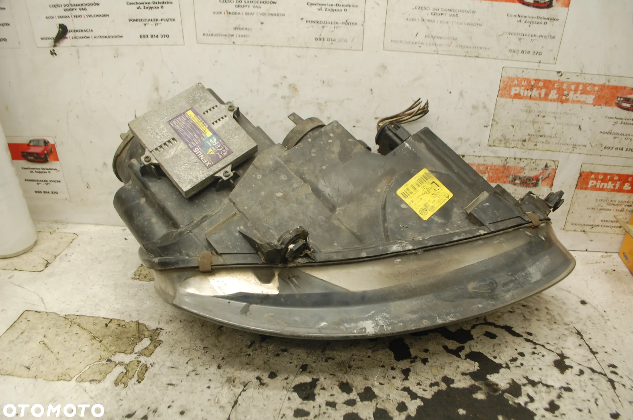 LAMPA PRAWY LEWY PRZÓD PRZEDNIA BI-XENON KOMPLETNA VW GOLF V 1K6941032 1K6941031 - 9