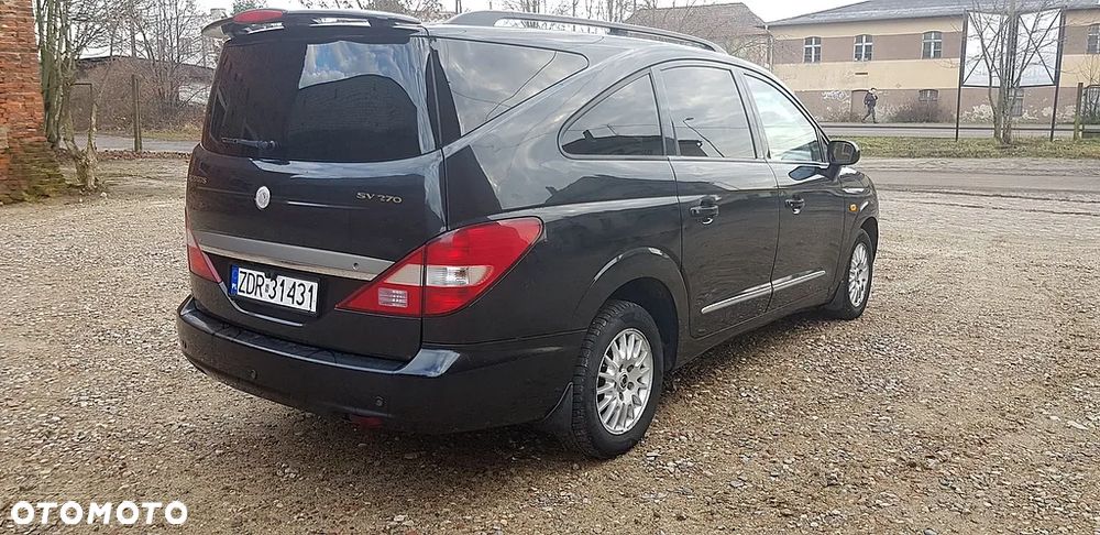 SsangYong/KGM Rodius 270 Xdi Elegance - 5
