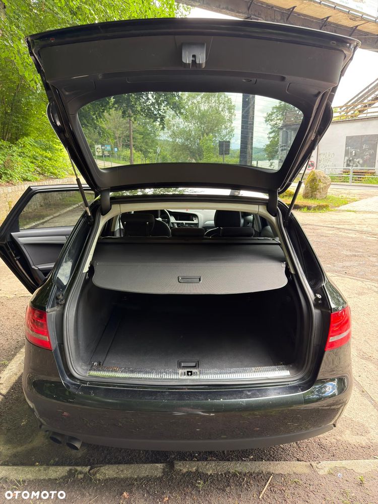 Audi A4 Avant - 9
