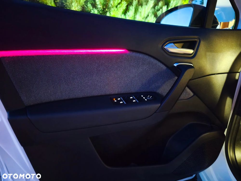 Renault Captur TCe Mild Hybrid 140 EDC GPF TECHNO - 22
