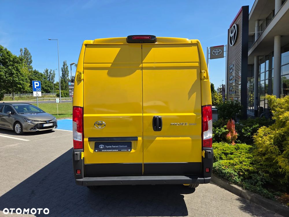 Toyota PROACE MAX - 8