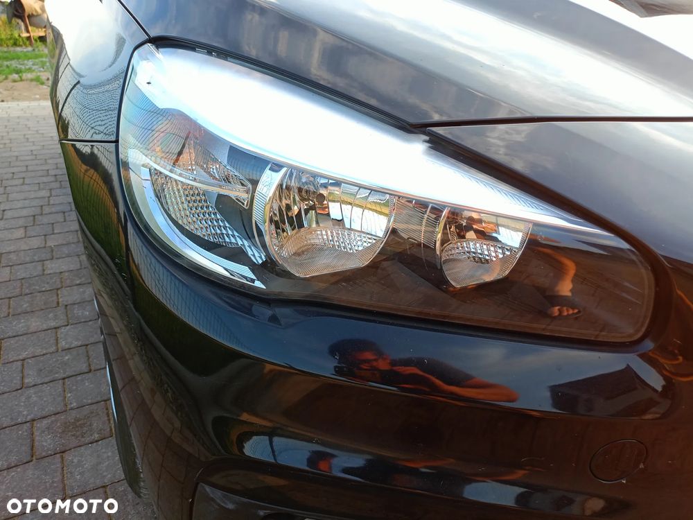 BMW Seria 2 218i - 30