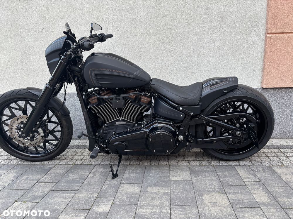 Harley-Davidson FXSB Breakout - 8