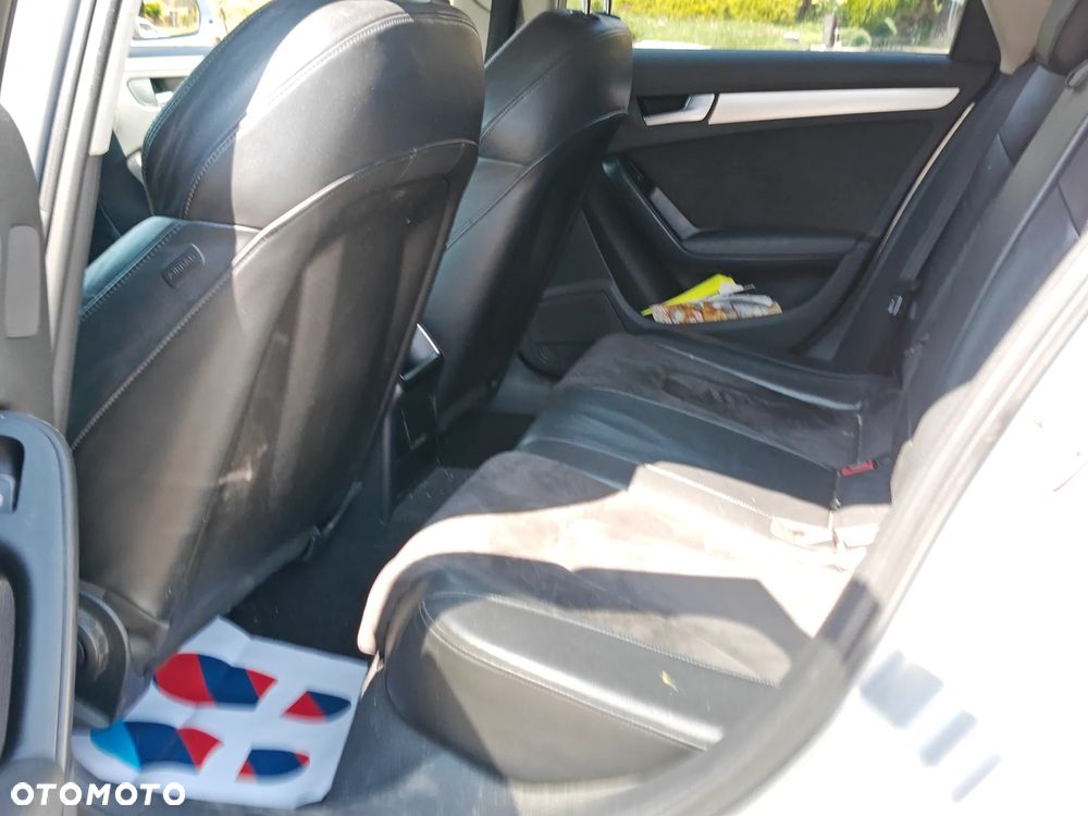 Audi A4 Avant 2.0 TDI DPF quattro Attraction - 7
