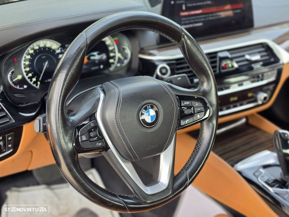 BMW 530 e iPerformance Line Luxury - 12