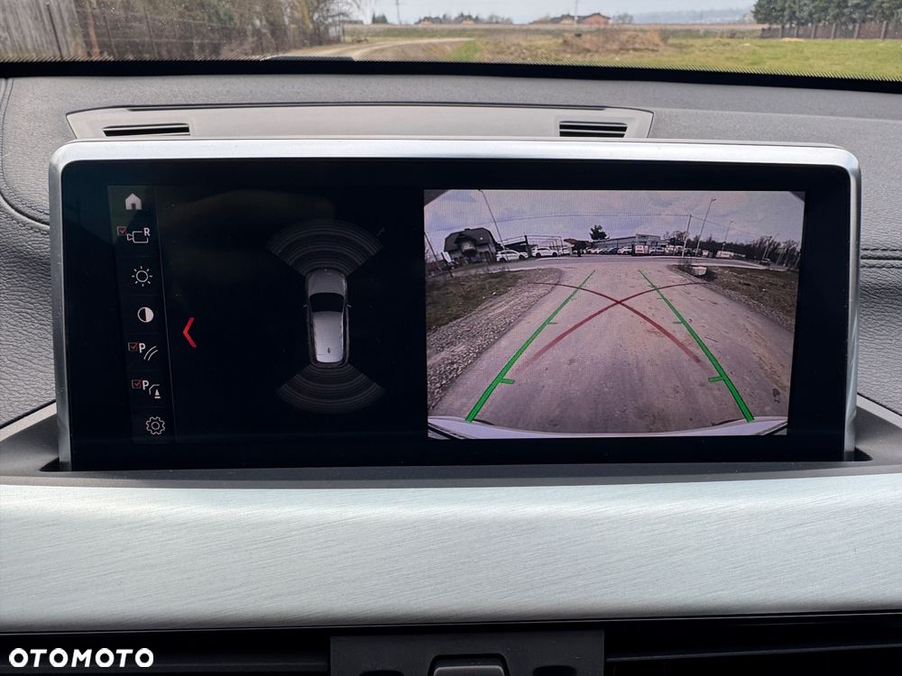 BMW X1 xDrive28i Sport Line - 31