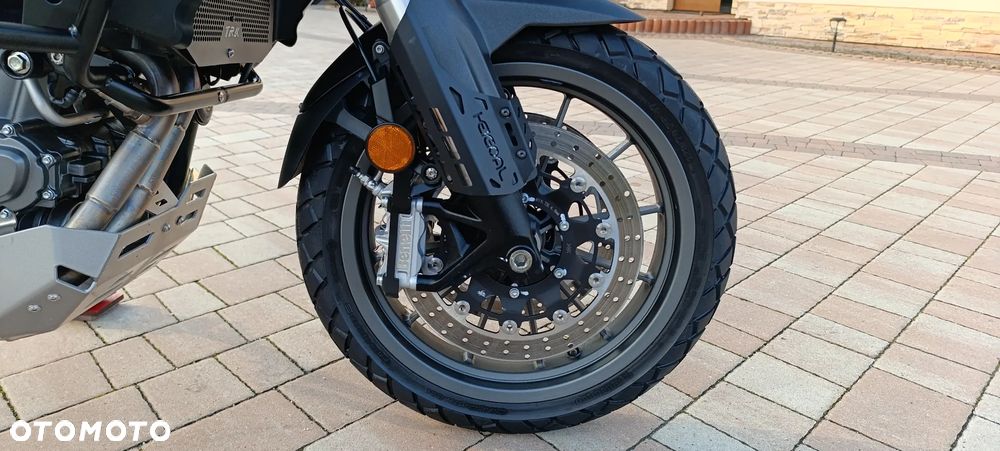 Benelli TRK 502 - 30