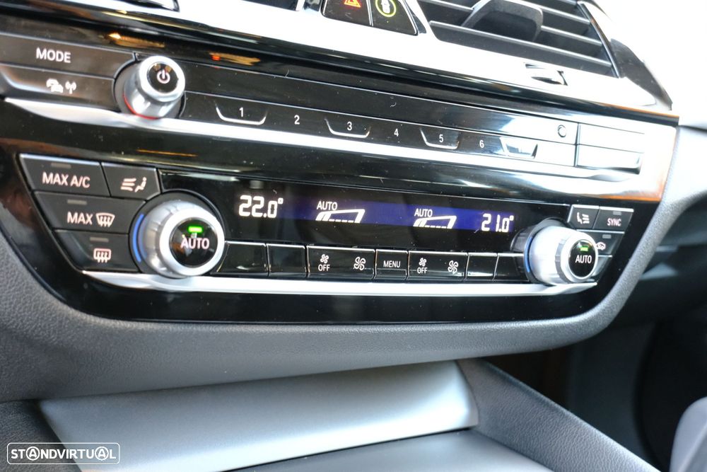 BMW 520 d Auto - 15
