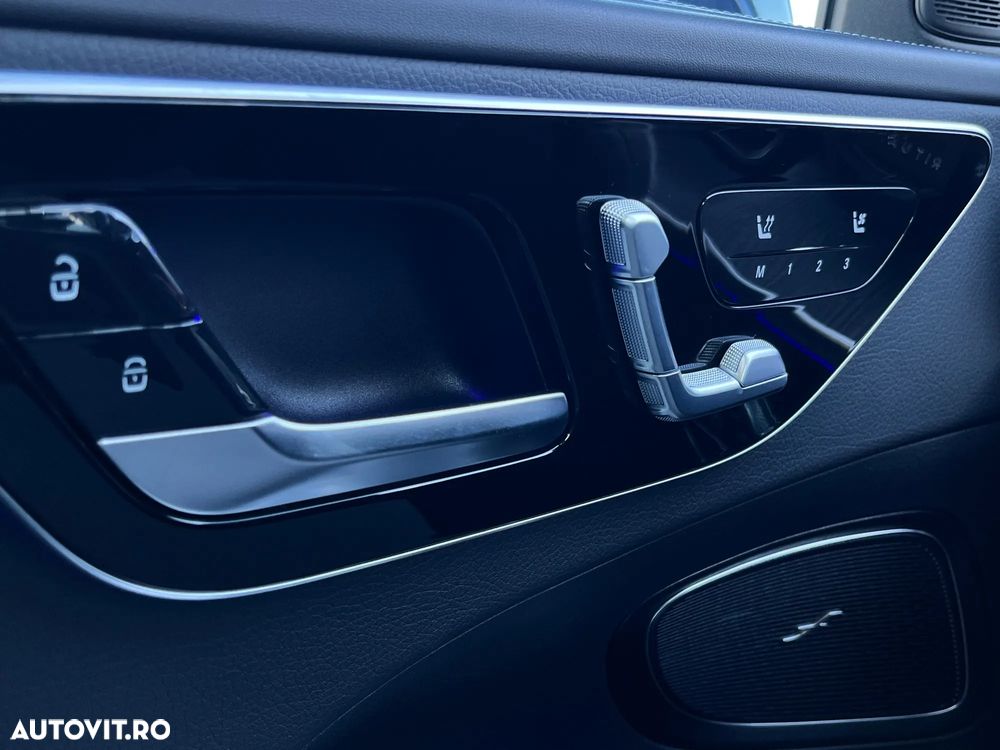 Mercedes-Benz C 300 4MATIC 9G-TRONIC - 21