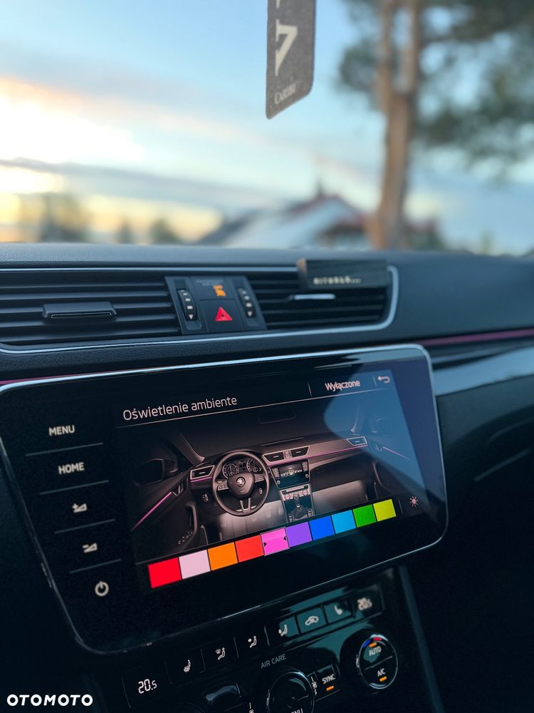 Skoda Superb 2.0 TDI 4x4 DSG Sportline - 24