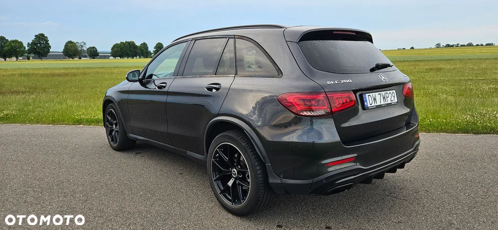 Mercedes-Benz GLC 200 4-Matic - 2