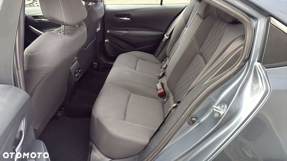 Toyota Corolla - 12