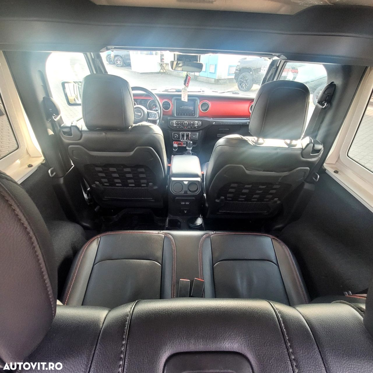 Jeep Wrangler - 15