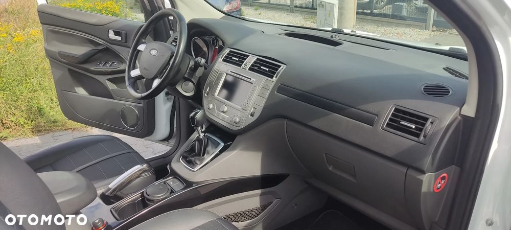 Ford Kuga 2.0 TDCi 4x4 Titanium - 11
