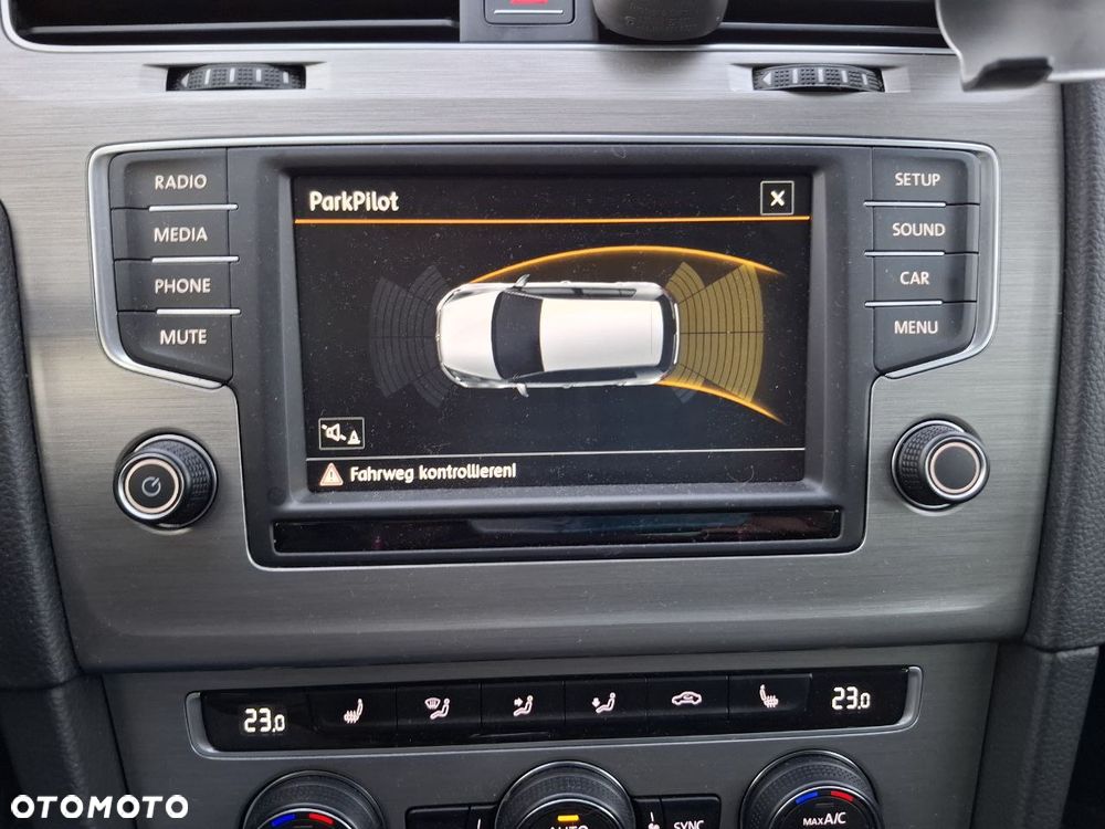 Volkswagen Golf - 13