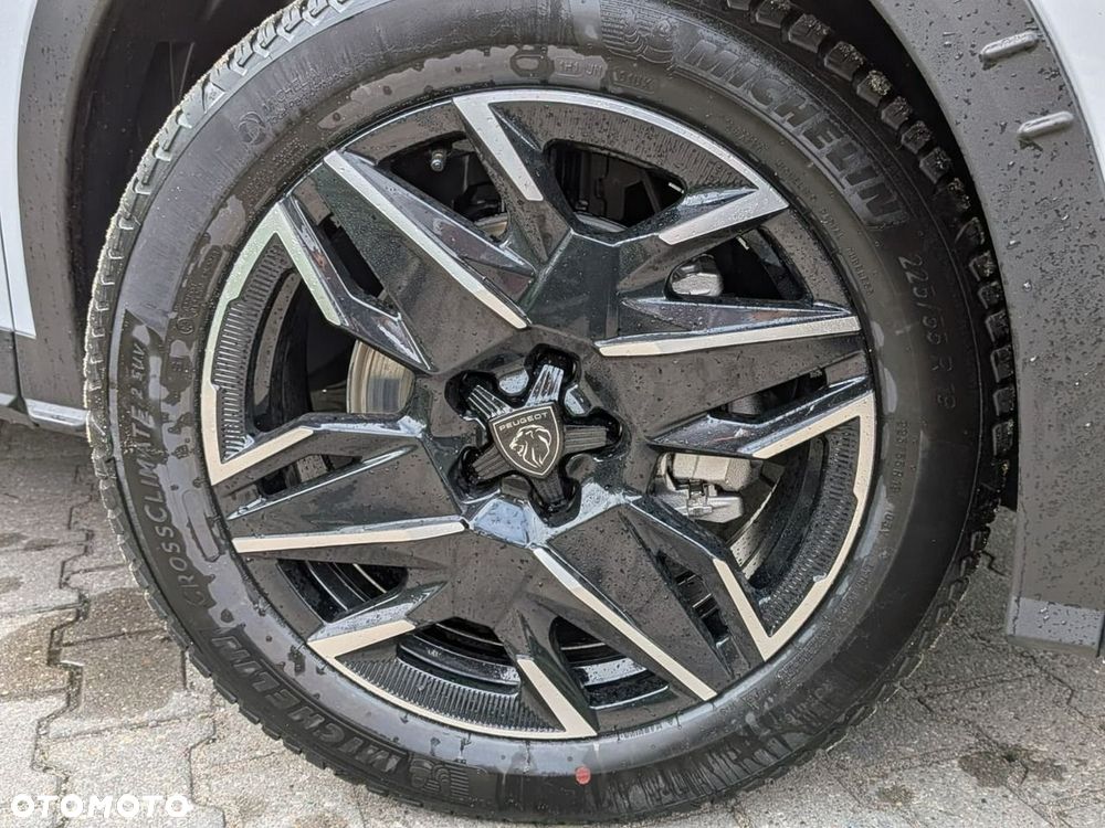 Peugeot 5008 Hybrid 145 e-DSC6 GT - 27