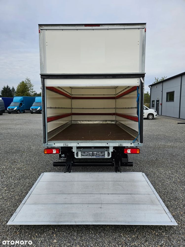 Iveco Daily 35S16 / 3.0 160KM / Kontener 8 palet / Winda 750Kg/ Klima / Bardzo ładny ! - 11