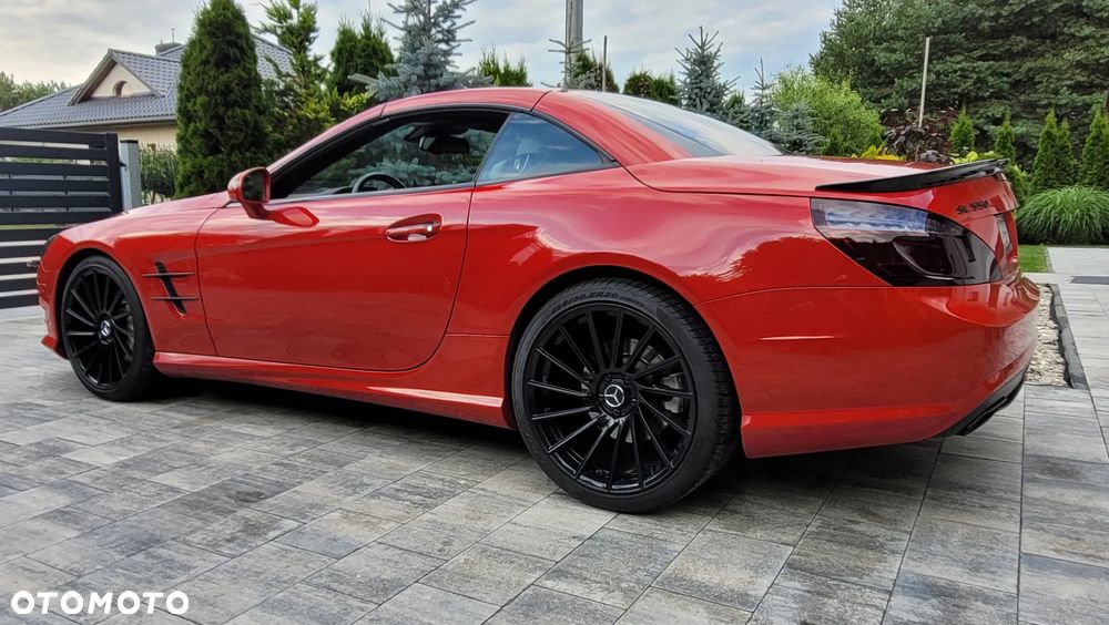 Mercedes-Benz SL 500 BlueEff - 23