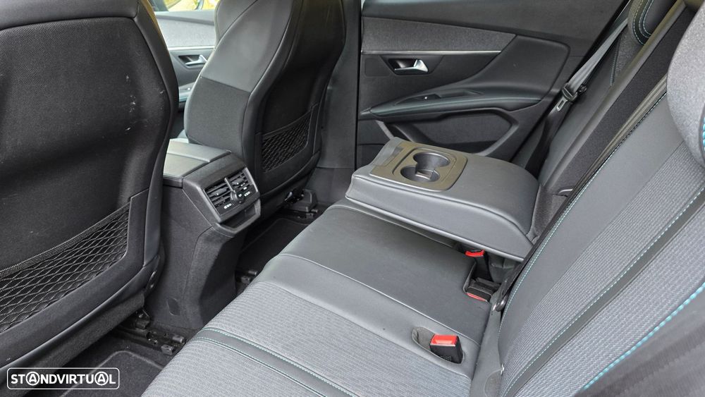 Peugeot 3008 1.5 BlueHDi Allure Pack EAT8 - 56