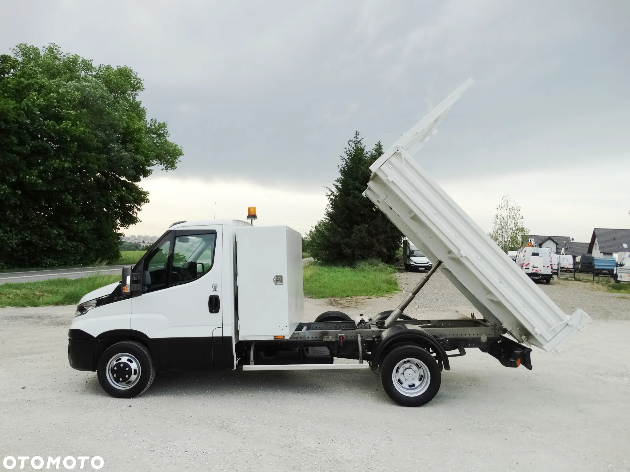 Iveco DAILY - 16