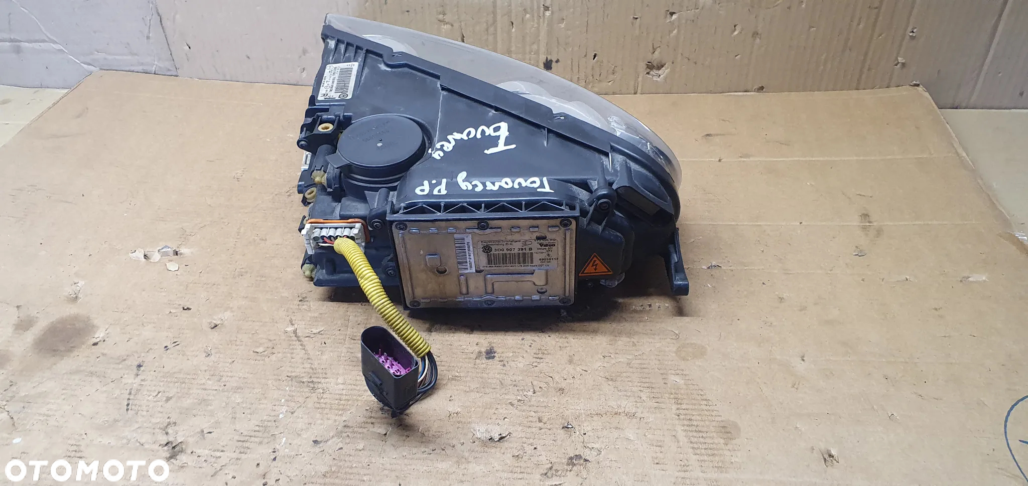 Lampa prawy przód przednia prawa XENON VW Touareg 7L6941016CM - 6