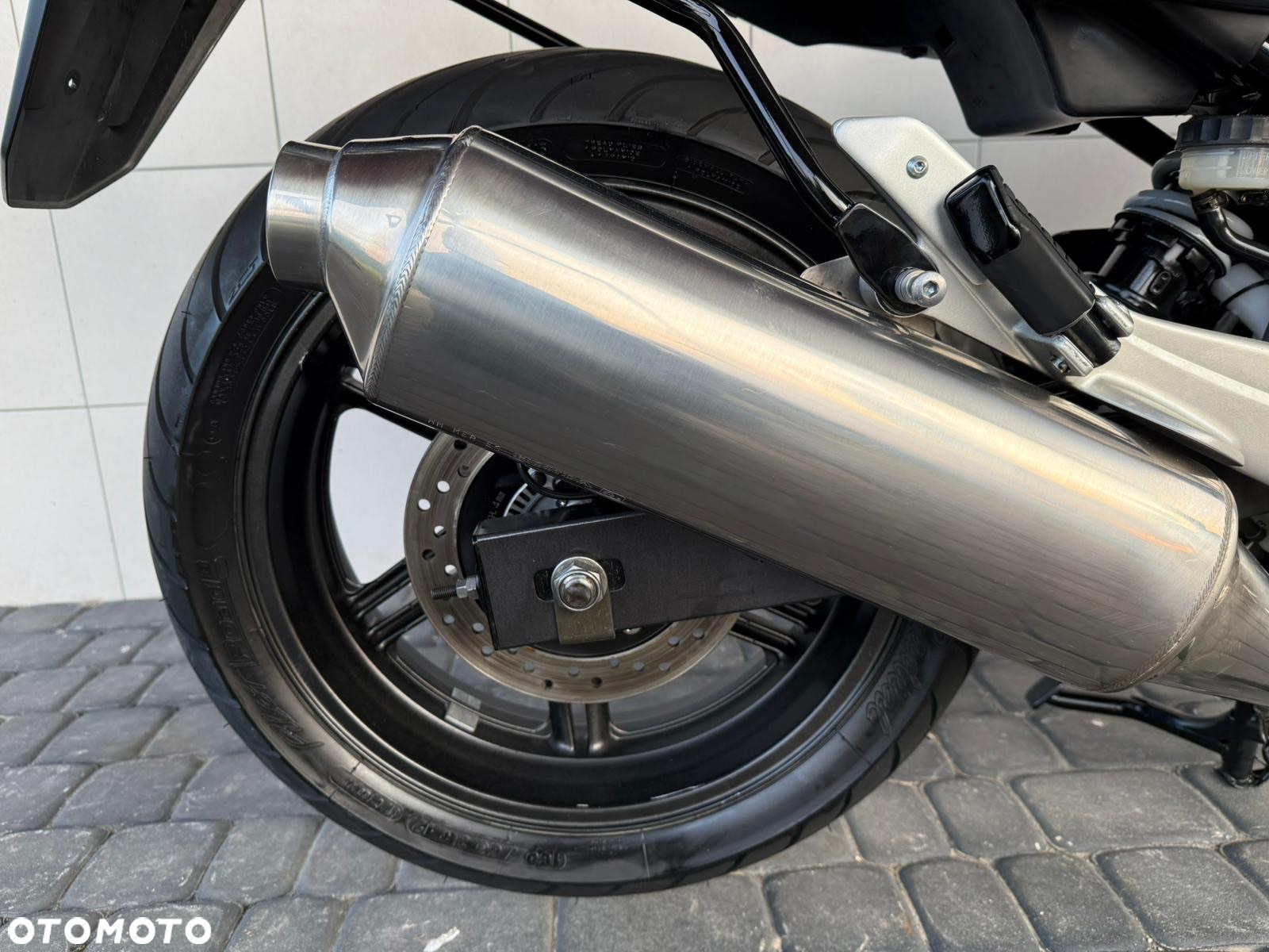Honda CBF - 16